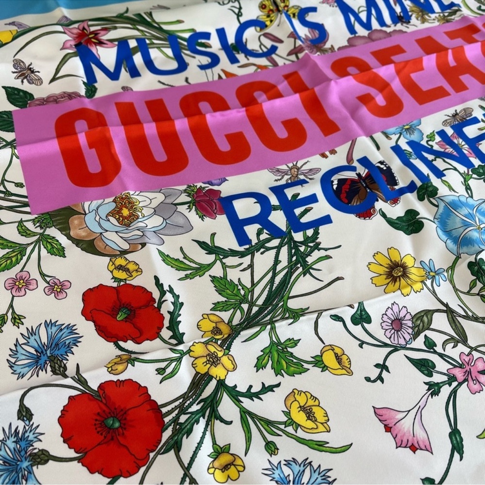 Gucci Multicolor Graphic Scarf